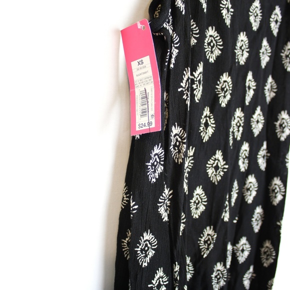 ❌SOLD❌ Xhilaration | Black & White Sundress - Picture 6 of 8
